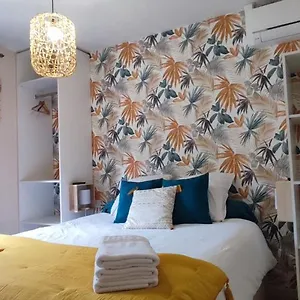 Maison Climatisee Proche Centre Avec Parking , Orange (Vaucluse) France
